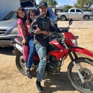 Meet your Posher, Christian